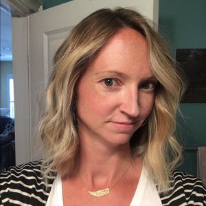 Meet your Posher, Suzannah